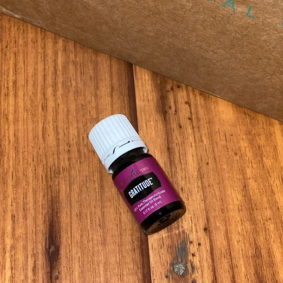 Young Living Gratitude Essential Oil 5 ml‎ - Picture 3 of 3